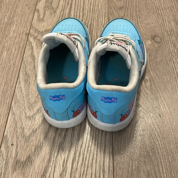 Reebok x Peppa Pig kids shoes in size 10 - Picture 3 of 4